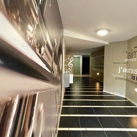 Studio Cosy Tout Equipe - Idealement Situe Saint-Denis Dış mekan fotoğraf