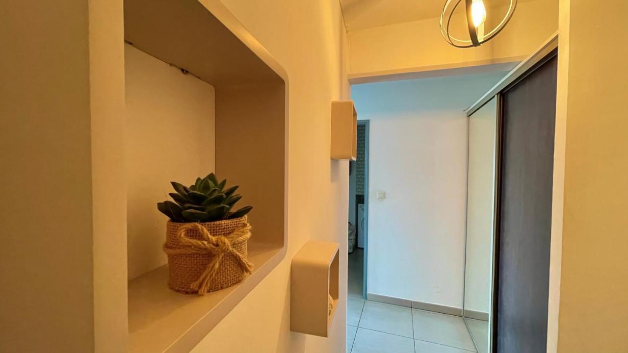 Studio Cosy Tout Equipe - Idealement Situe Saint-Denis Dış mekan fotoğraf