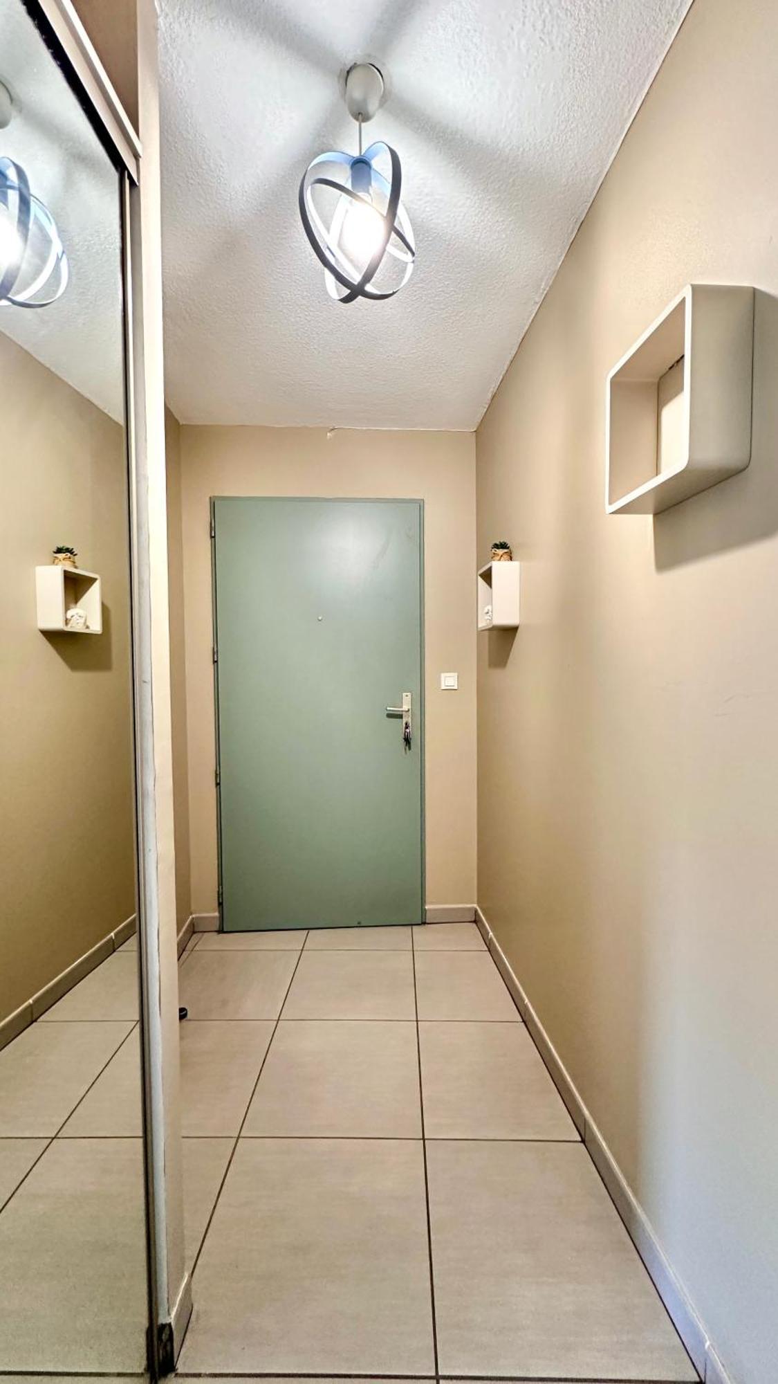 Studio Cosy Tout Equipe - Idealement Situe Saint-Denis Dış mekan fotoğraf